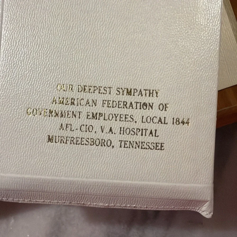 The Holy Bible Memorial Edition Concordance KJV in Wooden Cedar Box 1976 Vintage